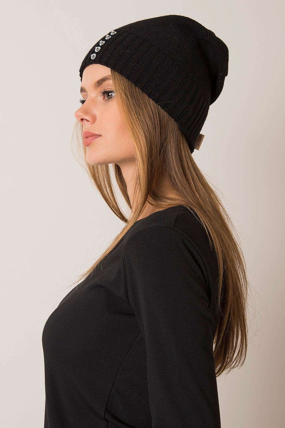 Cap model 187436 Rue Paris