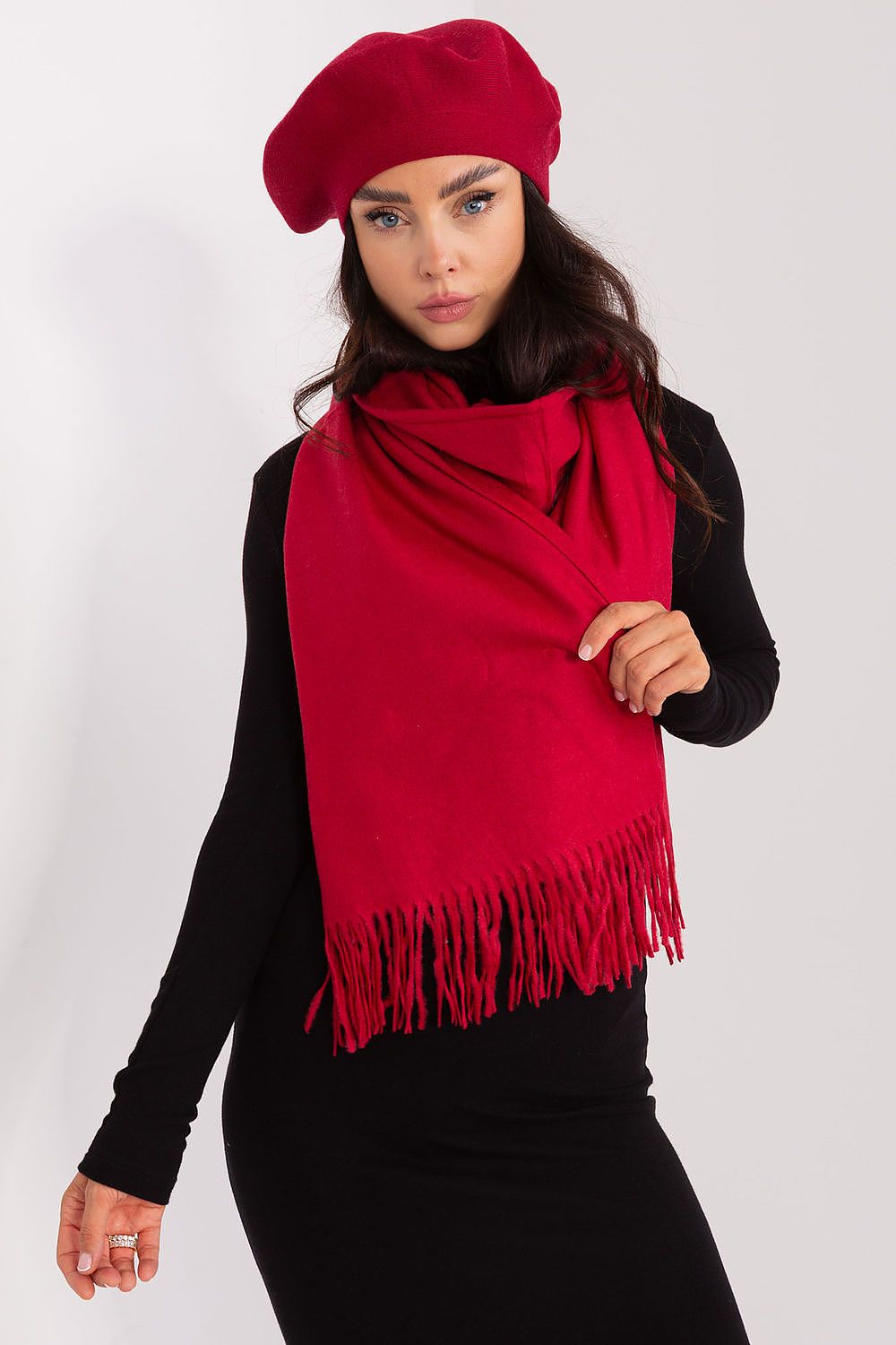 Shawl model 187610 AT