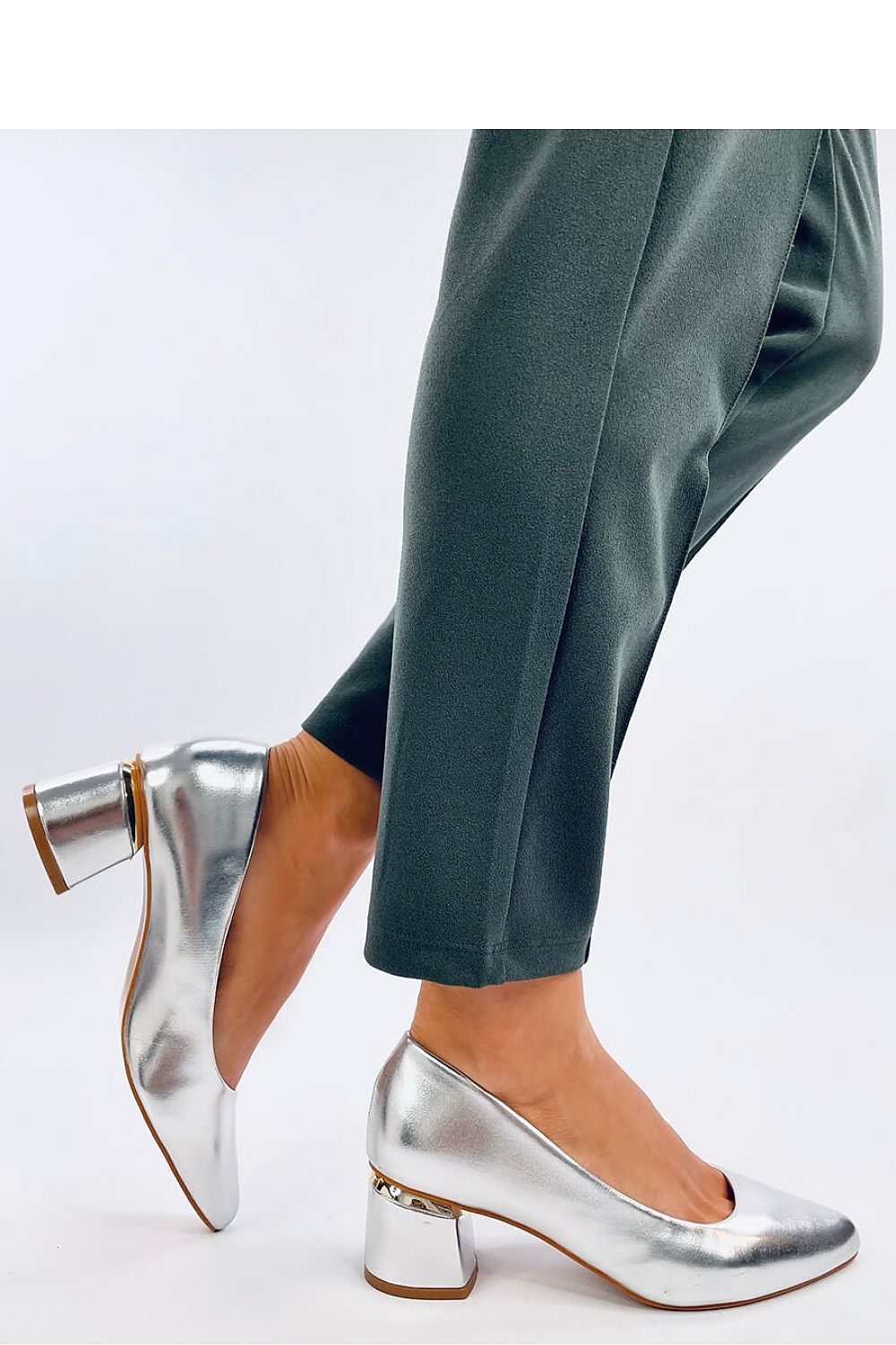 Heel pumps model 192882 Inello