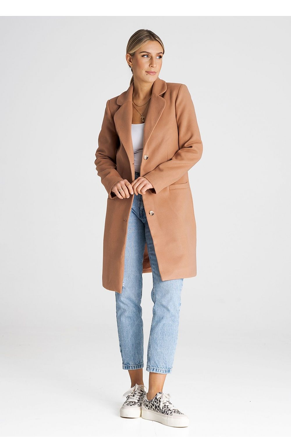 Coat model 194797 Figl