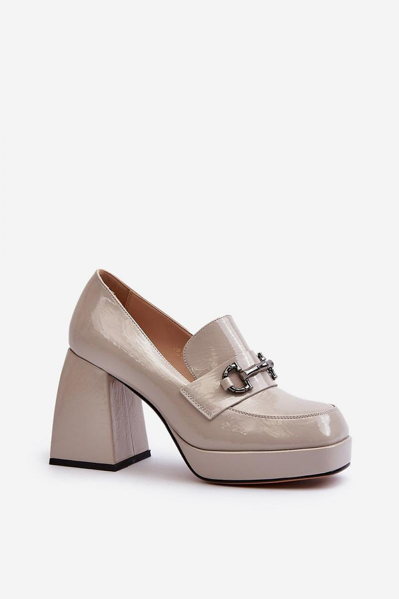 Heeled low shoes model 196315 Step in style