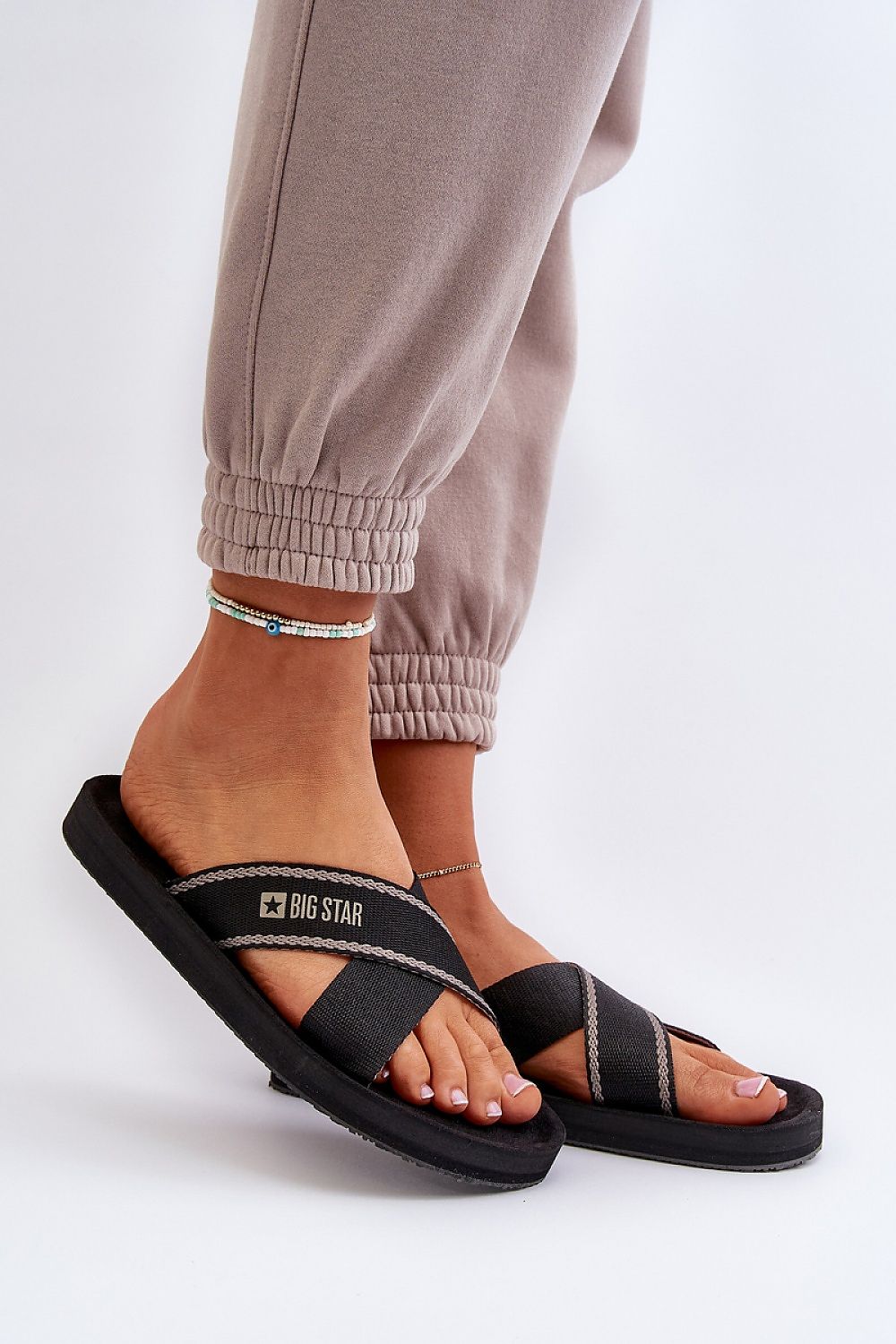 Flip-flops model 198804 Step in style