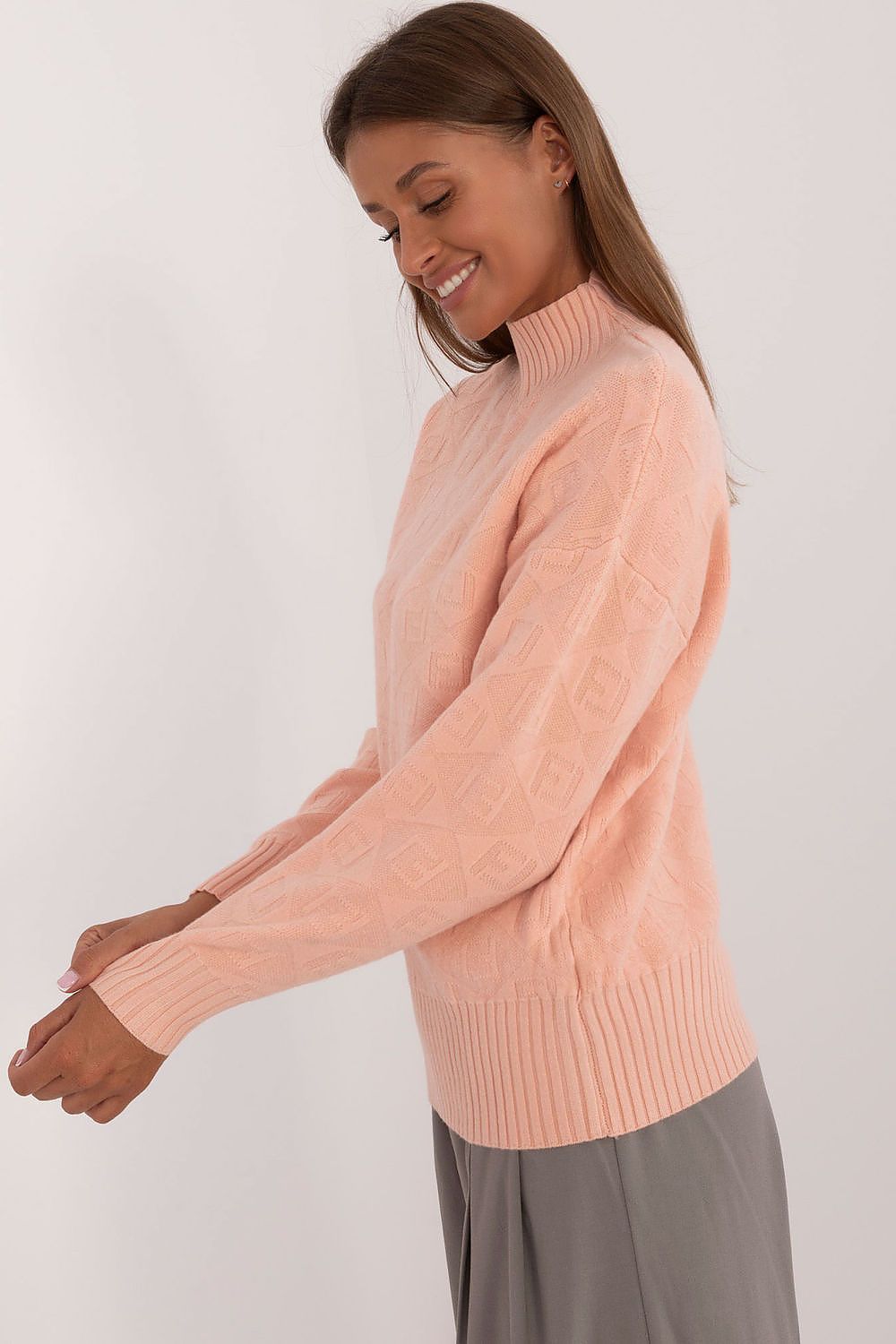 Jumper model 200327 AT