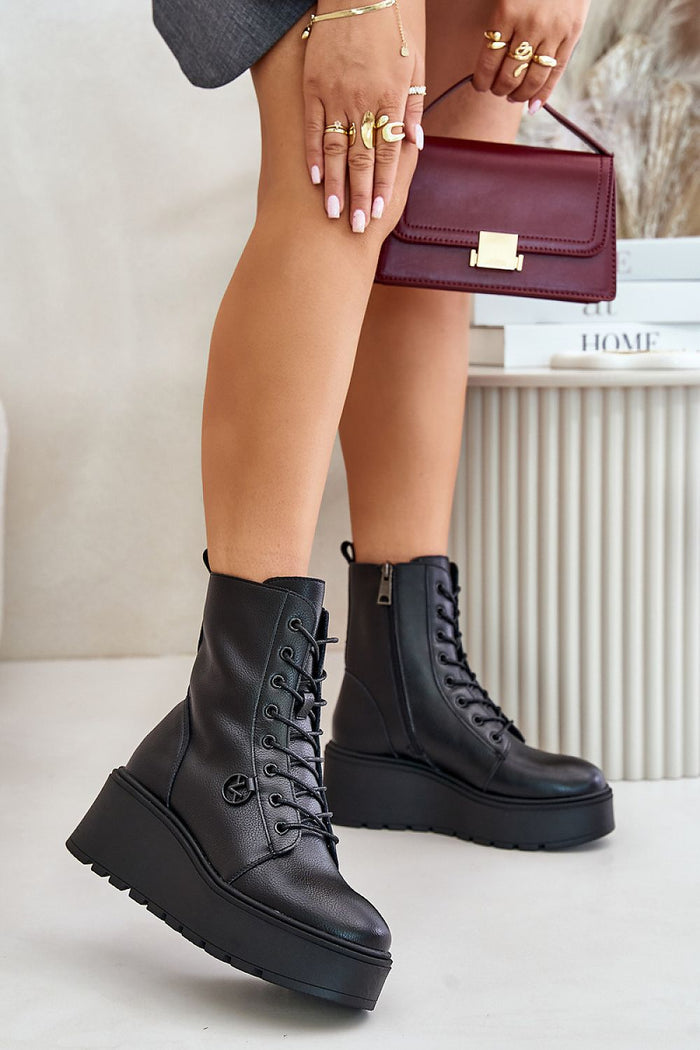 Buskin boots model 201526 Step in style