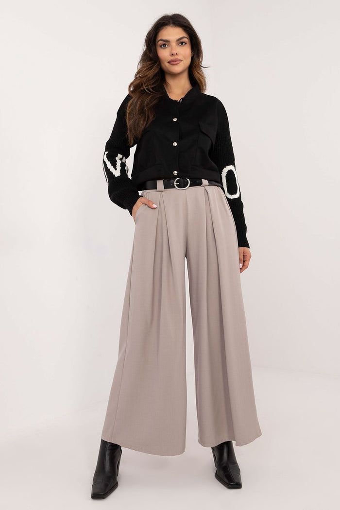 Women trousers model 201862 Italy Moda