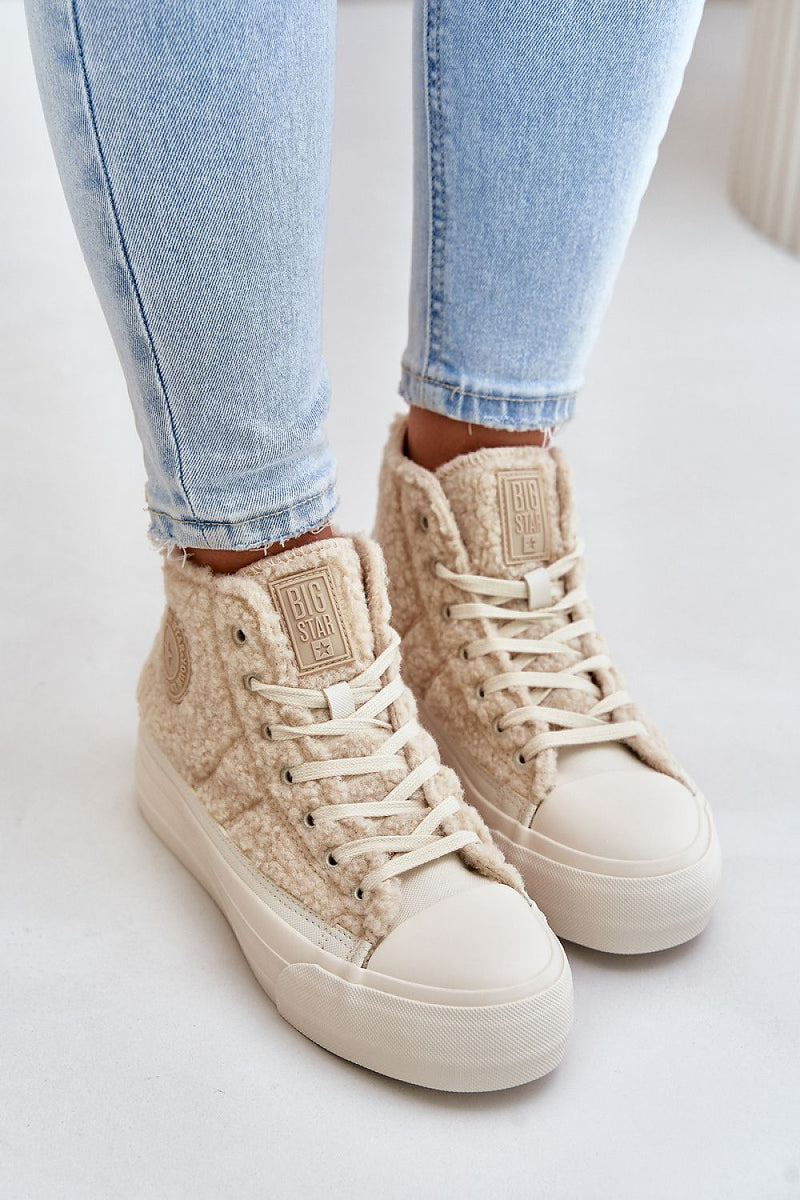 Sneakers model 201922 Step in style