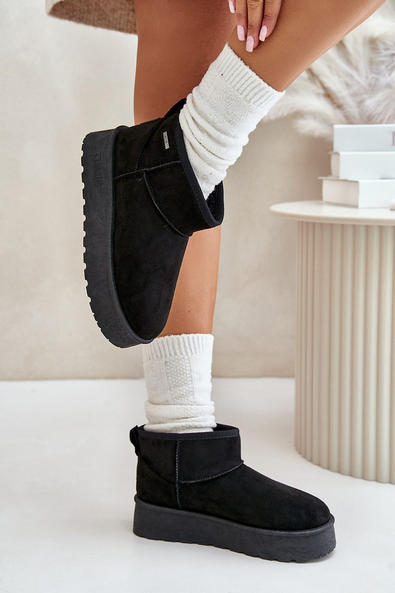 Snow boots model 202205 Step in style