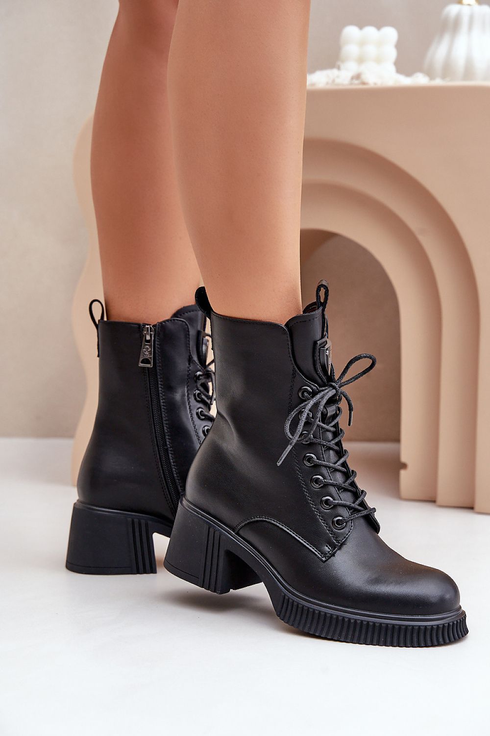 Boots model 203925 Step in style