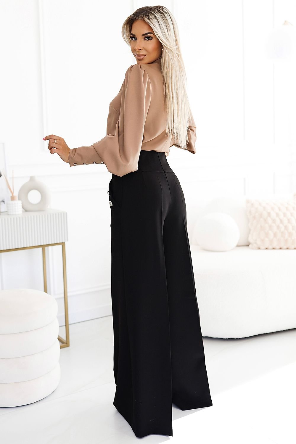 Trousers model 204444 Numoco