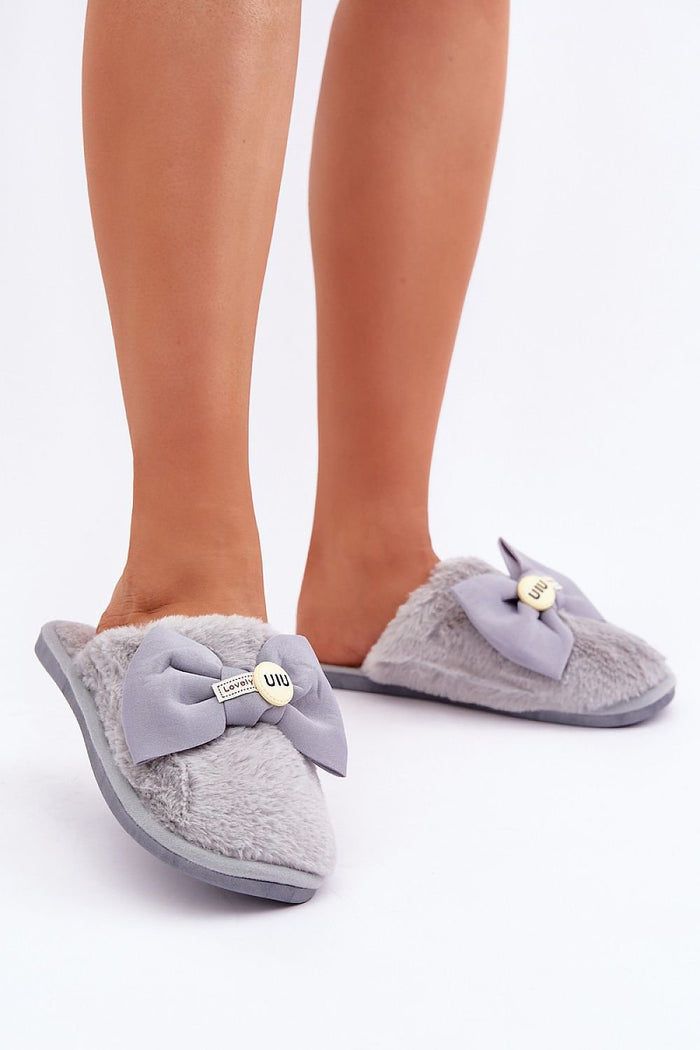 Slippers model 204925 Step in style