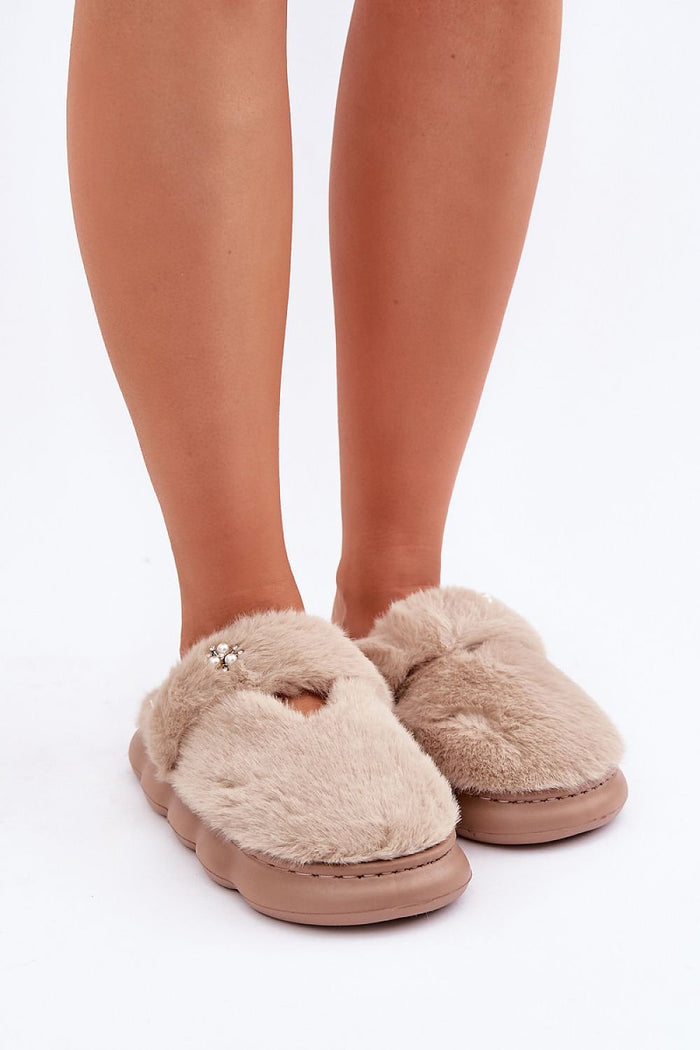 Slippers model 204949 Step in style