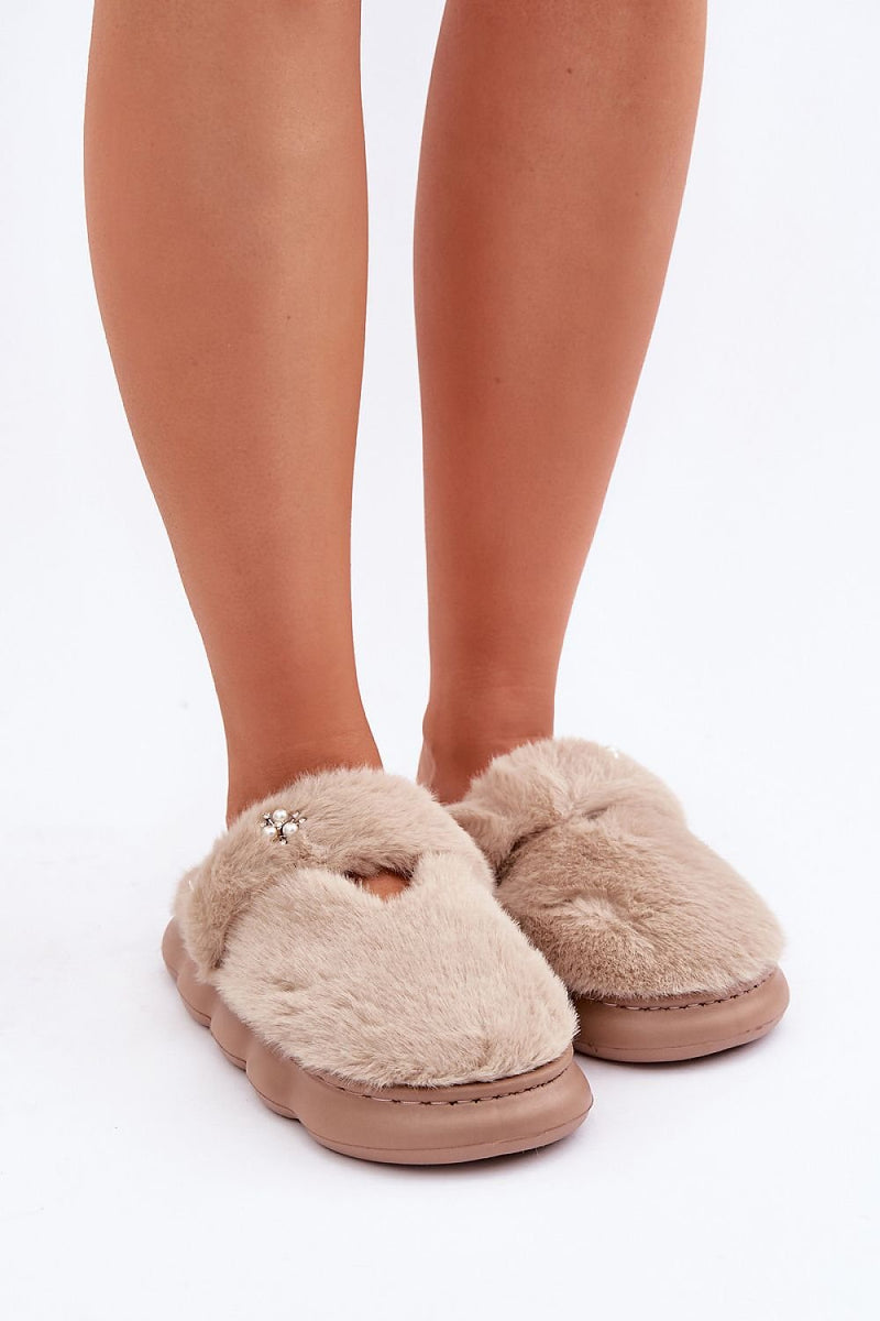 Slippers model 204949 Step in style