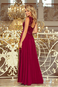 Long dress model 124387 Numoco