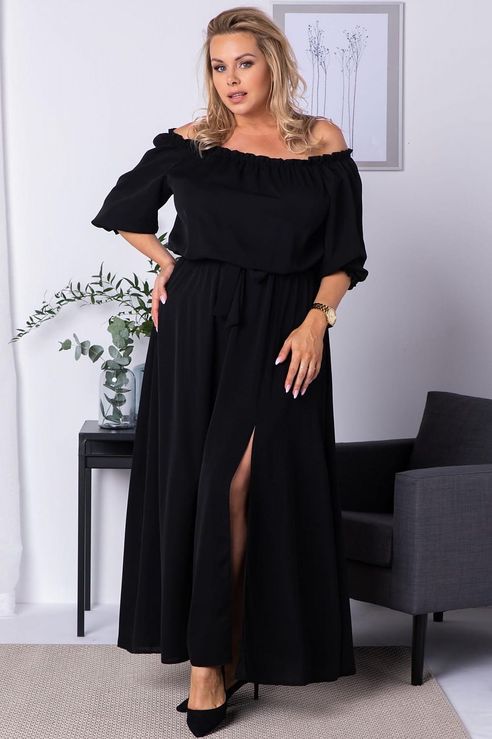 Plus size dress model 182180 Karko