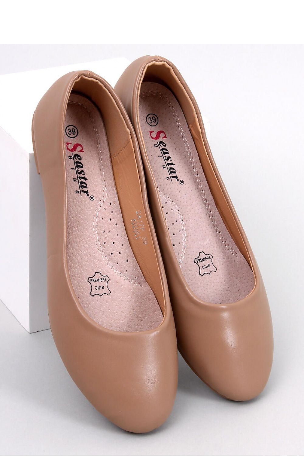 Ballet flats model 182228 Inello