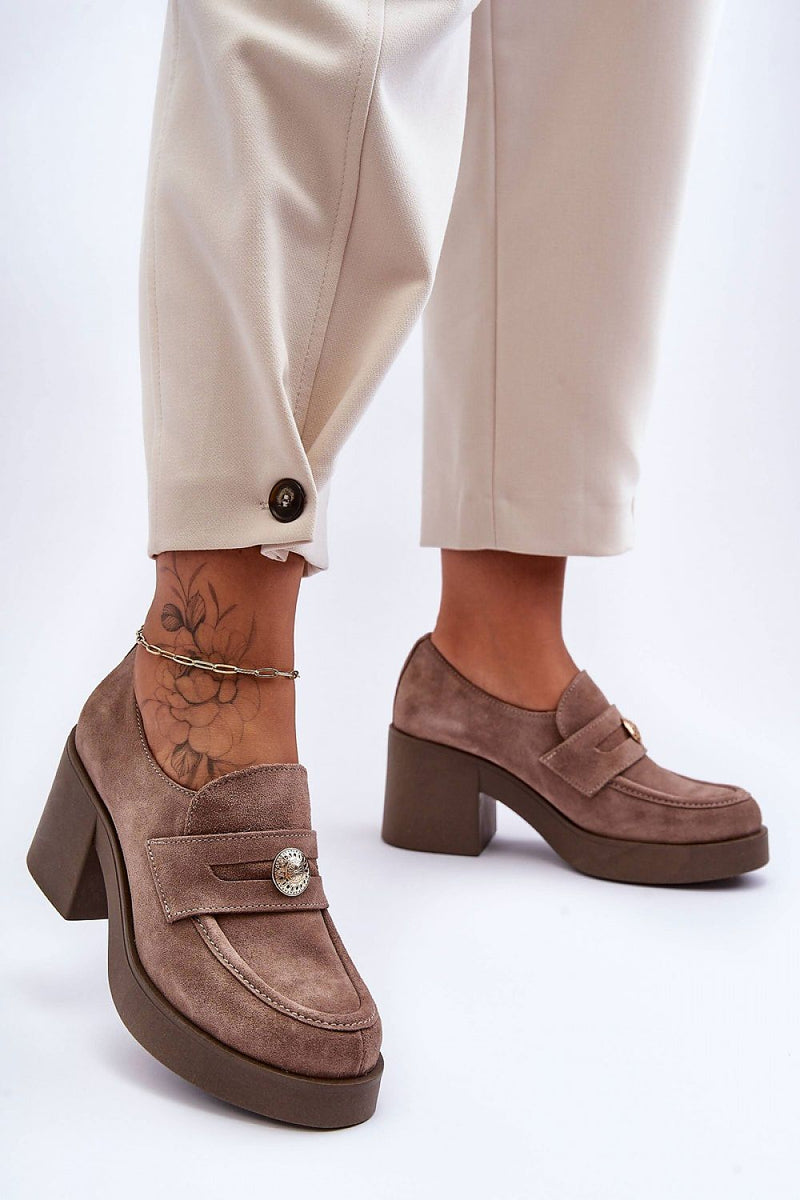 Heeled low shoes model 183948 Step in style