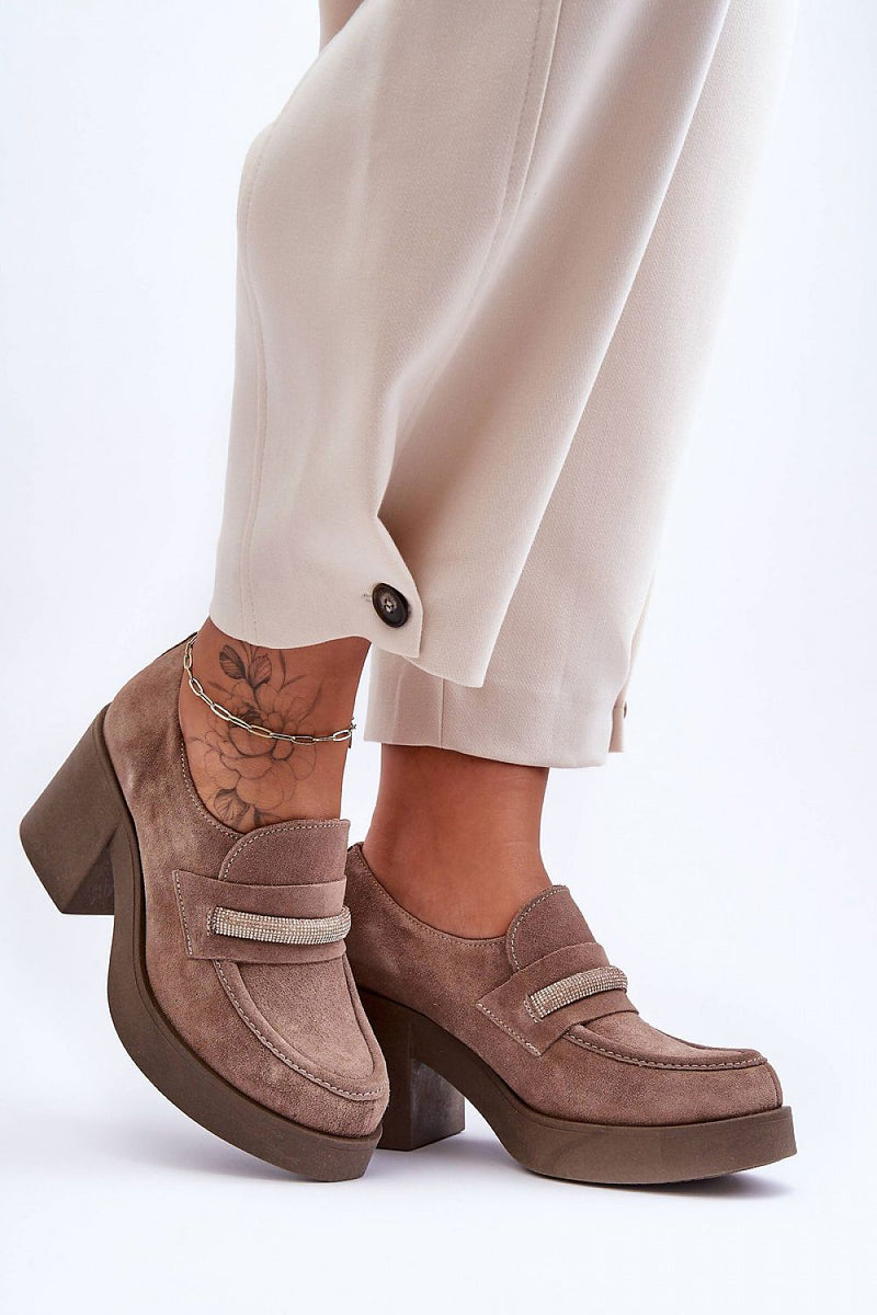 Heeled low shoes model 183961 Step in style