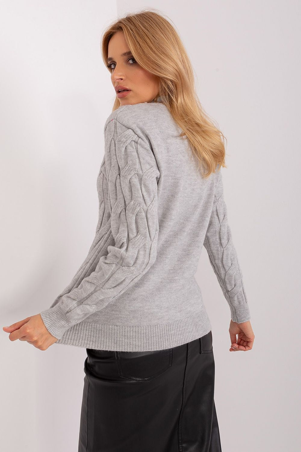 Jumper model 186739 AT