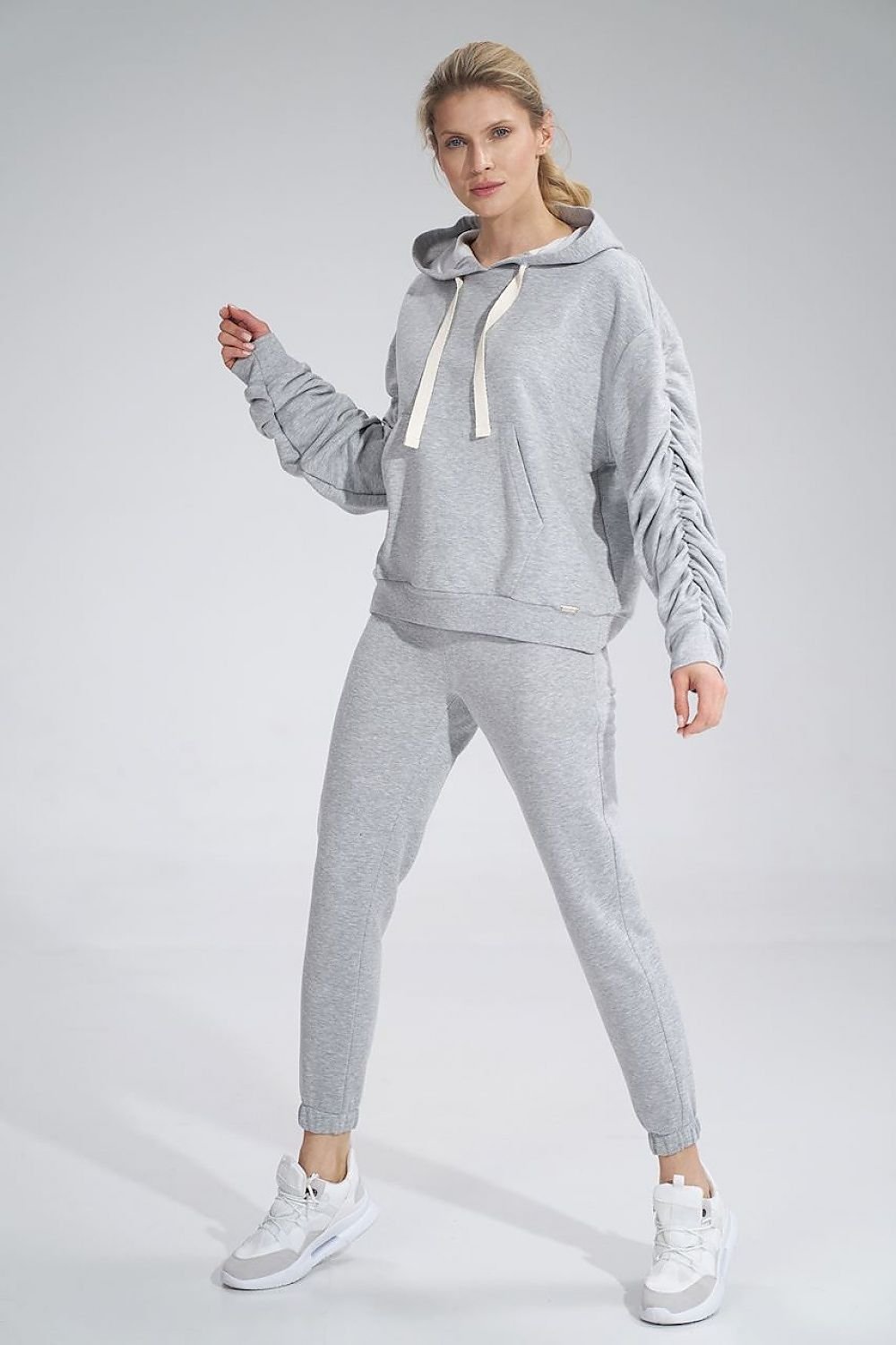 Tracksuit trousers model 155923 Figl