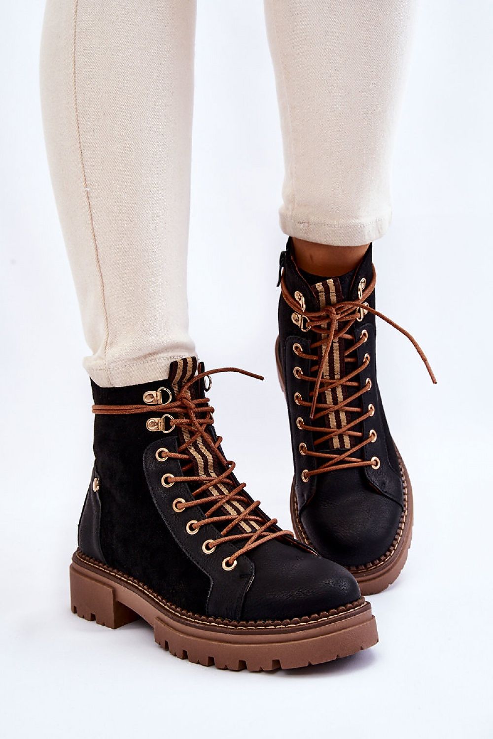 Boots model 174145 Step in style