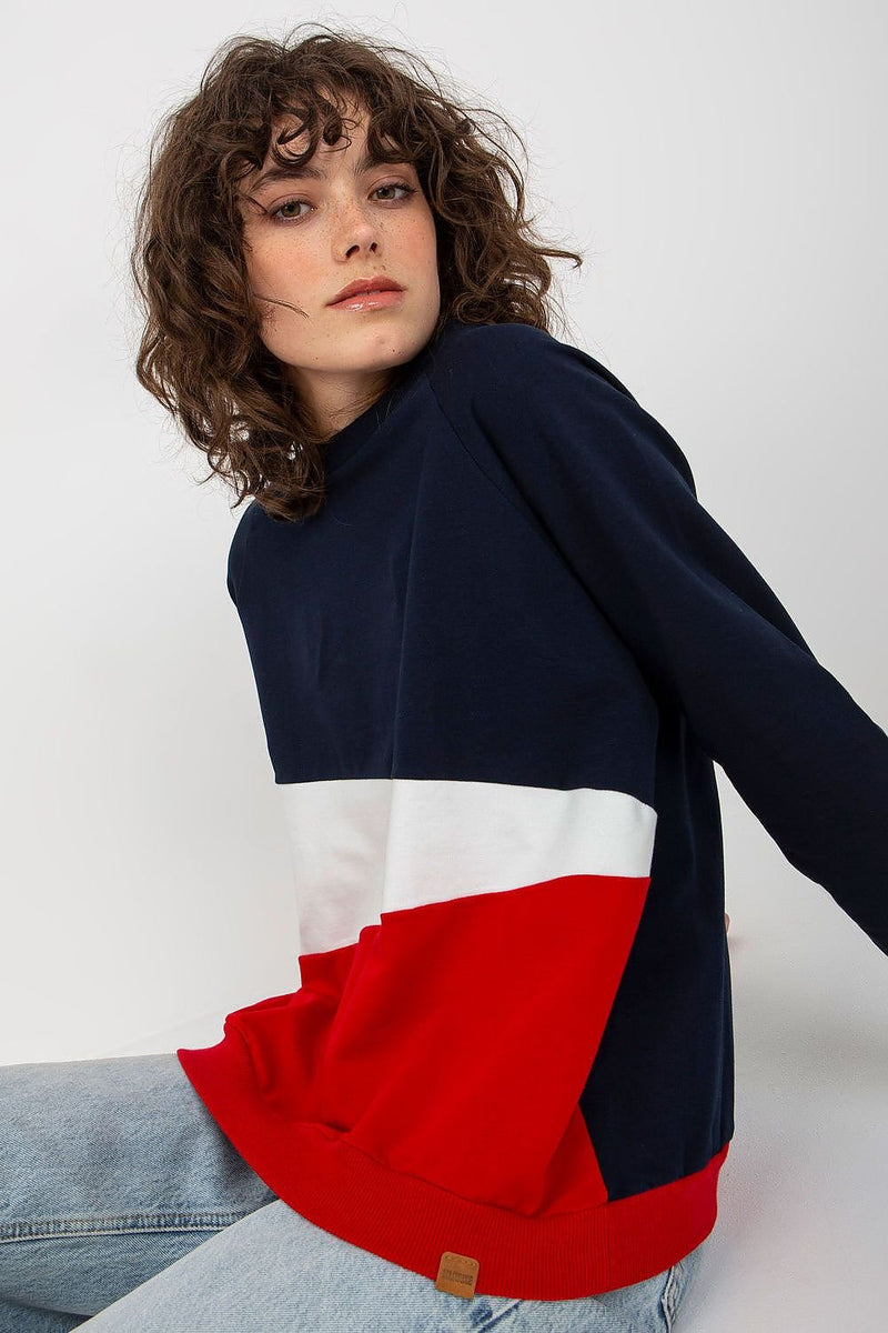 Sweatshirt model 175208 Relevance