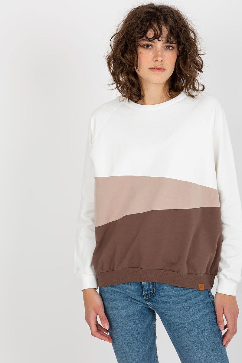 Sweatshirt model 175209 Relevance